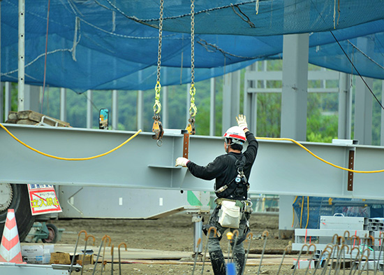 鋼構造物工事から一般建築工事まで幅広く対応